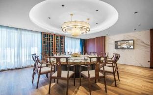Vienna International Hotel (Lishui Jingning She Ethnic Museum Branch) Hotel in Zhejiang