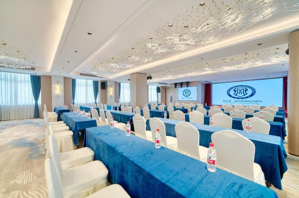Lishui Xilton Jinghu South Bank Hotel Hotel in Zhejiang