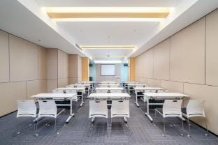GreenTree Eastern Hotel (Yangzhou Jingang Road Jinganghui Lifestyle Plaza) Hotel in Jiangsu