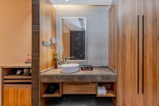 Homeinn Plus Hotel (Nanjing Confucius Temple Sanshanjie Subway Station) Hotel in Nanjing