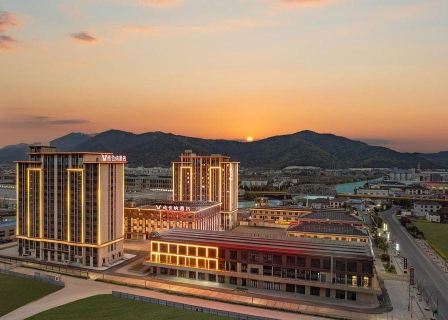 Vienna Hotel (Changxing Hongqiao Town Branch) Hotel in Suzhou