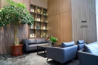 Millennium Golden Wing Hotel (Xuecheng Guangming West Road store) Hotel in Jiangsu