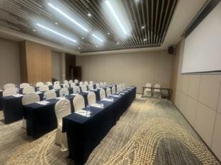 NEWATTLE Hotel Hotel in Hangzhou