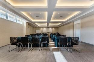 Homeinn Selected Hotel (Lianyungang High-speed Railway Station) Hotel in Jiangsu