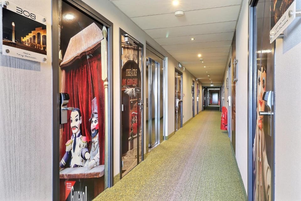 Hotel des Lumieres Lyon Meyzieu Arena Stadium Hotel in Auvergne-Rhône-Alpes