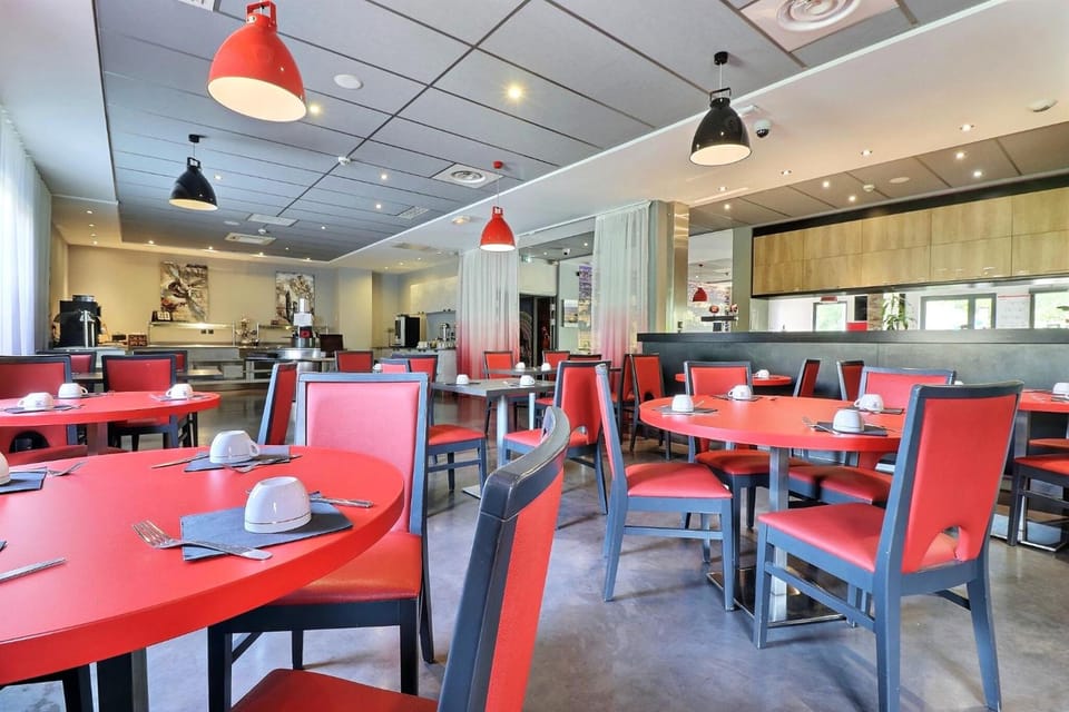 Hotel des Lumieres Lyon Meyzieu Arena Stadium Hotel in Auvergne-Rhône-Alpes