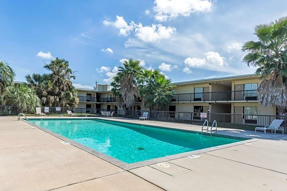 Econo Lodge Hotel in Baytown