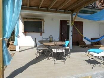 GITE LA TORTUE BLEUE Hotel in Bouillante