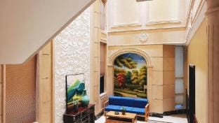 Lishui Fishing Song Resort Hotel in Zhejiang