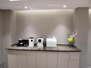 Home Inn (Lianyungang Suning Plaza) Hotel in Jiangsu