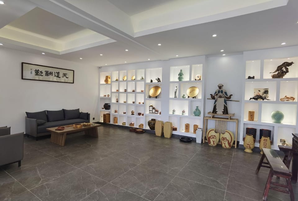 Floral Hotel · Qingyuan Hotel(Zhanggongdong Scenic Area Store) Hotel in Jiangsu