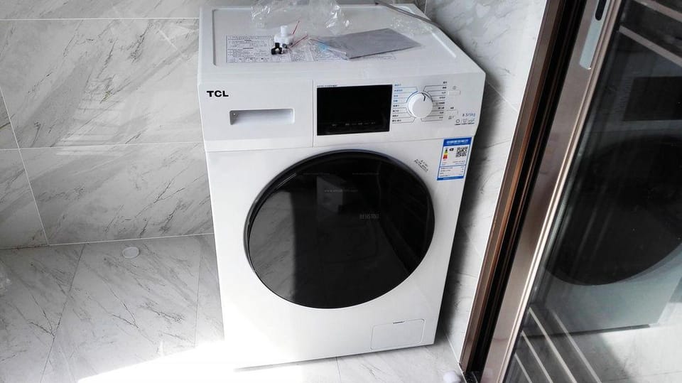 QMAX Baigu Art Hotel (Hangzhou Fuyang Yinhu Metro Station) Hotel in Hangzhou