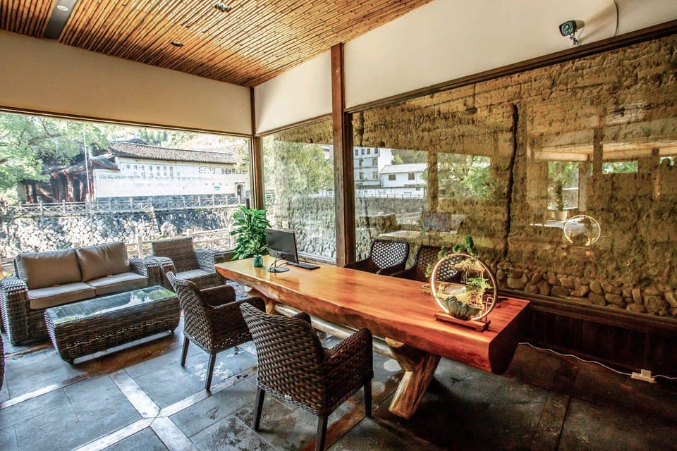Xiangchuang Yanqi Homestay Hotel in Zhejiang