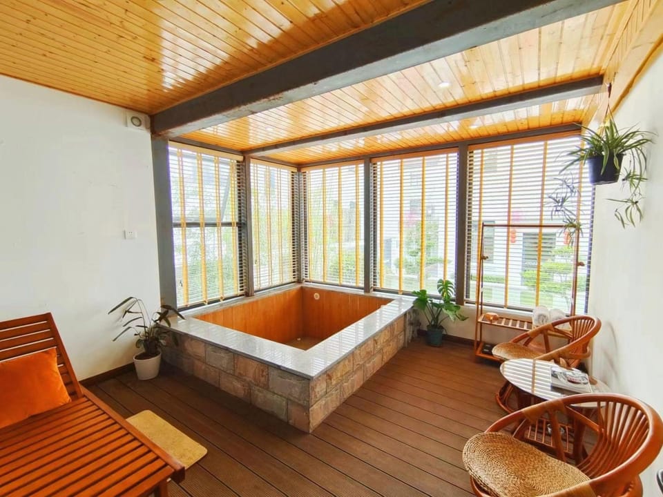 Zhuyuan Spa Guesthouse Hotel in Nanjing