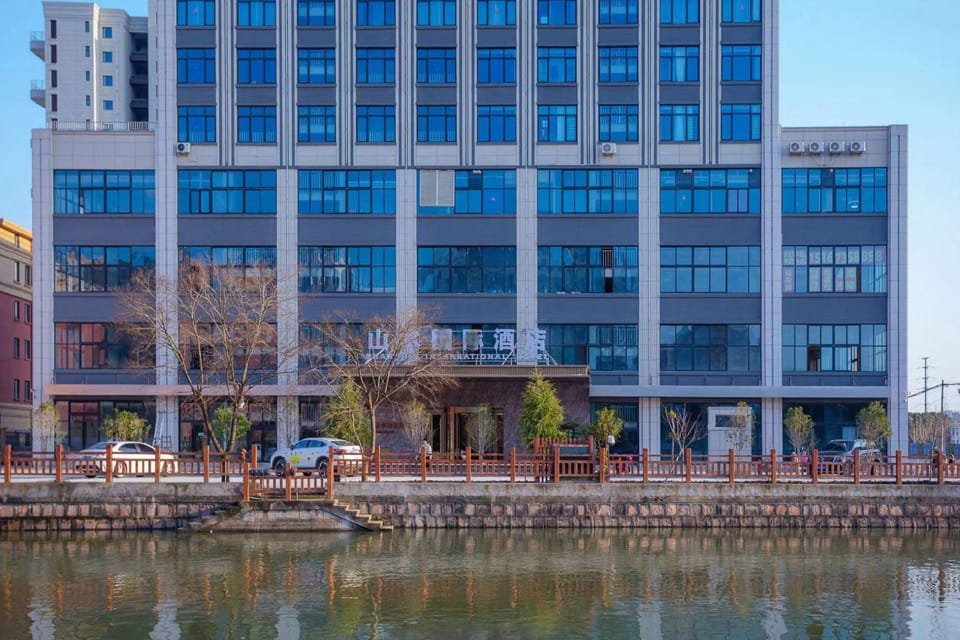 Huzhou Nanxun Landscape International Hotel (Wuyue Square Branch) Hotel in Suzhou
