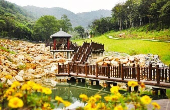 Jiutianfeng Resort Hotel in Jiangsu