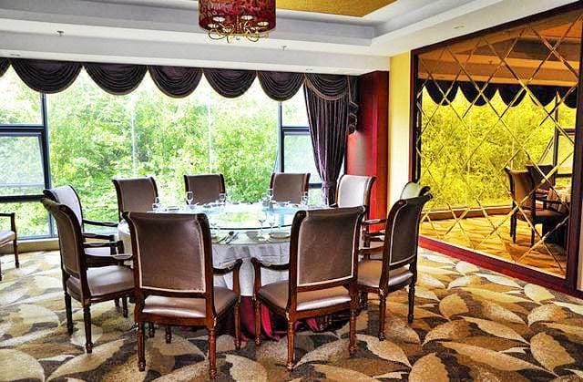 Jiutianfeng Resort Hotel in Jiangsu