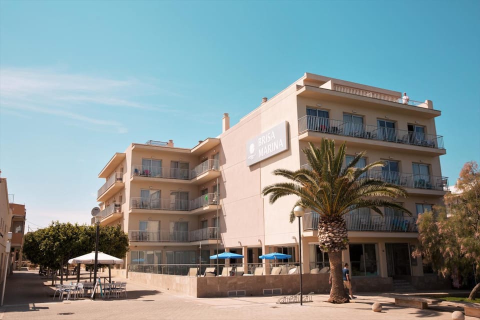 Hotel Brisa Marina Hotel in S'illot