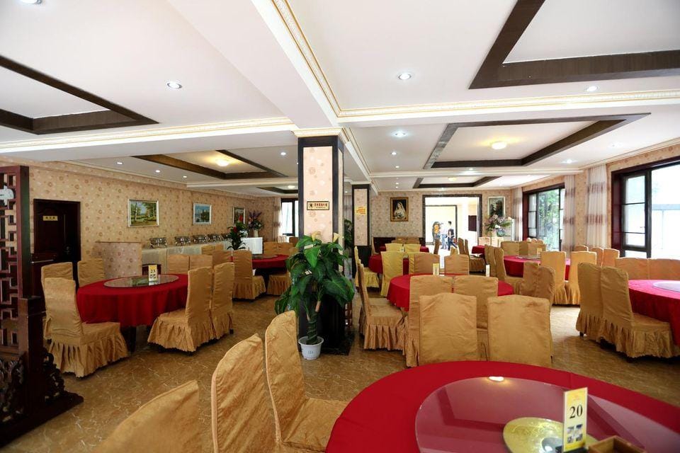 Wanxing Hot Spring Garden Hotel Hotel in Chengdu