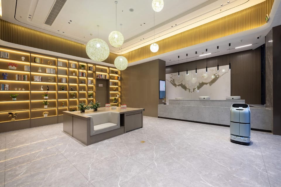 Zhihui Orange Hotel (Dongyang Woodcarving City Yintai City Branch) Hotel in Hangzhou