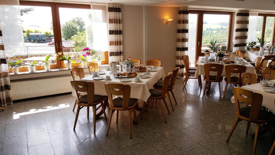 Rhon-Hotel Sonnenhof - Hotel in Thuringia, Germany