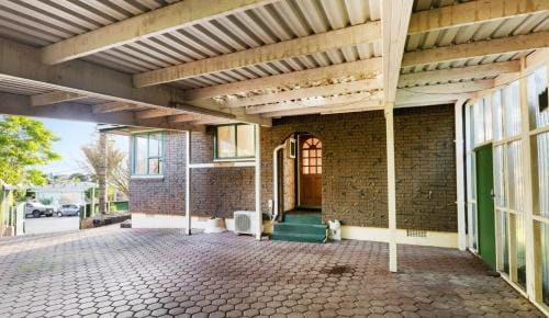 The Fitz on Mt Wellington Hotel in Auckland