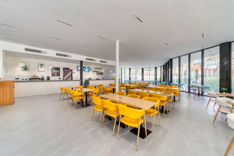Chuanyan 19th Mountain Peak Hubaba Planet Hotel Hotel in Zhejiang
