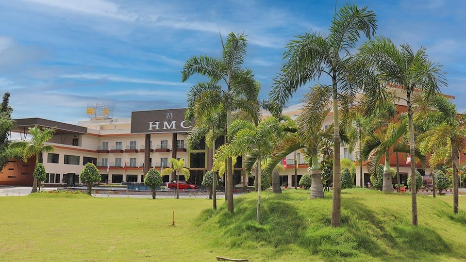 Hotel Mechi Crown Hotel in West Bengal