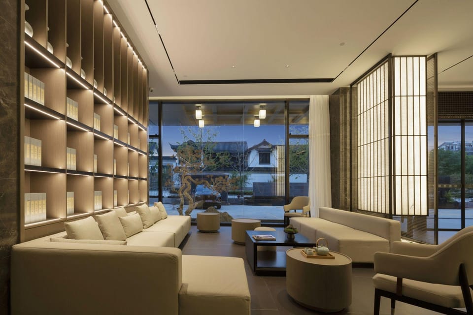 Paris Hotel, South Lake, Jiaxing Hotel in Zhejiang