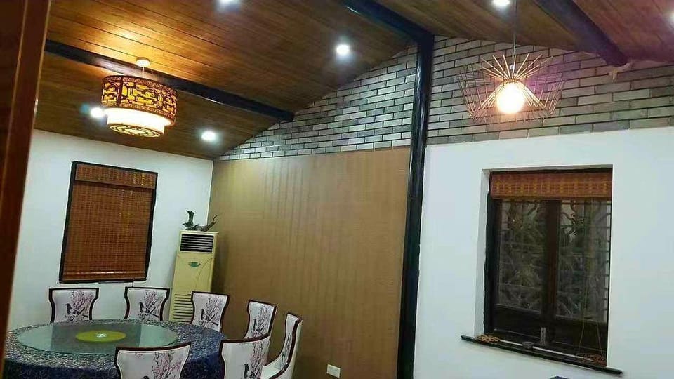 Wushi Jiayuan Farmhouse Hotel in Suzhou