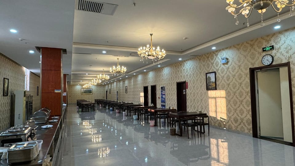 Jilongyuan Hotel Hotel in China