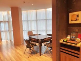 Home Inn Plus (Langxi Guogou Plaza) Hotel in Zhejiang