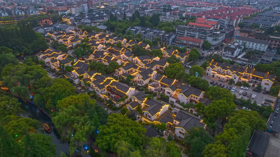Huaju Yashe Hotel (Nanmen Ancient Town) Hotel in Suzhou