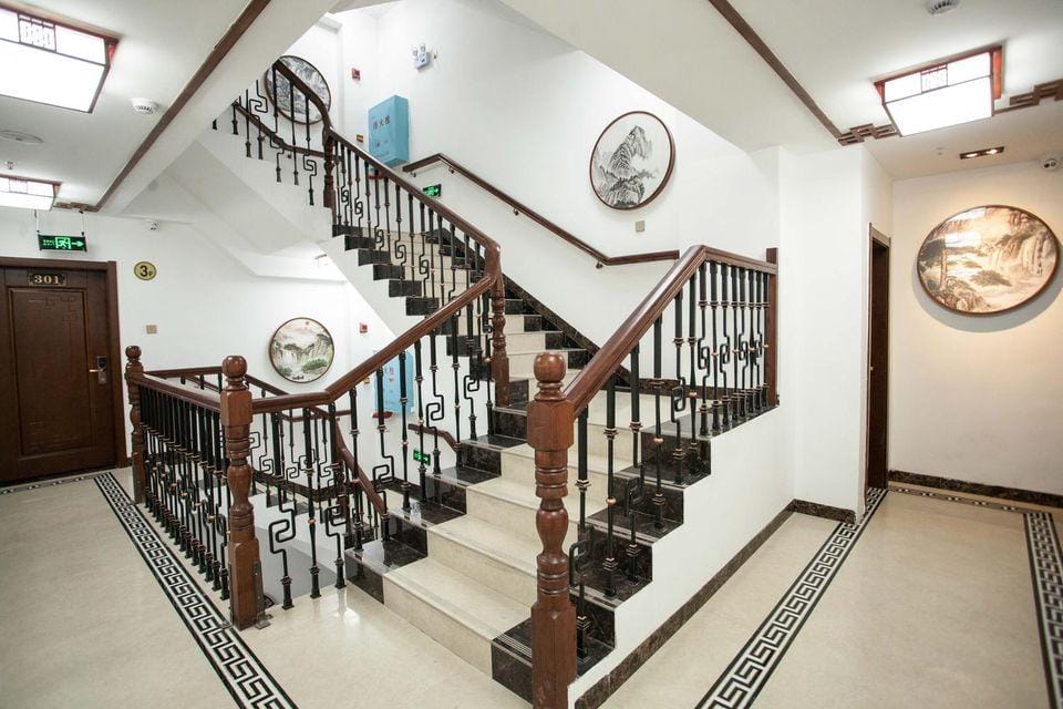 Phoenix first see Shan She Inn Hotel in China