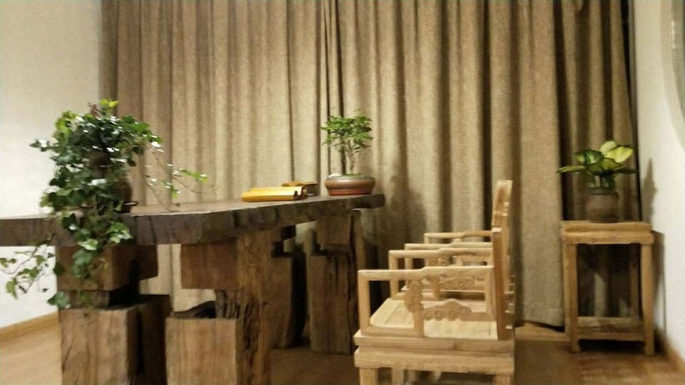 Liubai Homestay Hotel in Xian