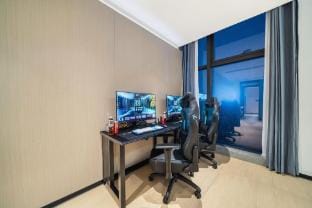 Joke E-sports Hotel (Huzhou Freeport Branch) Hotel in Suzhou