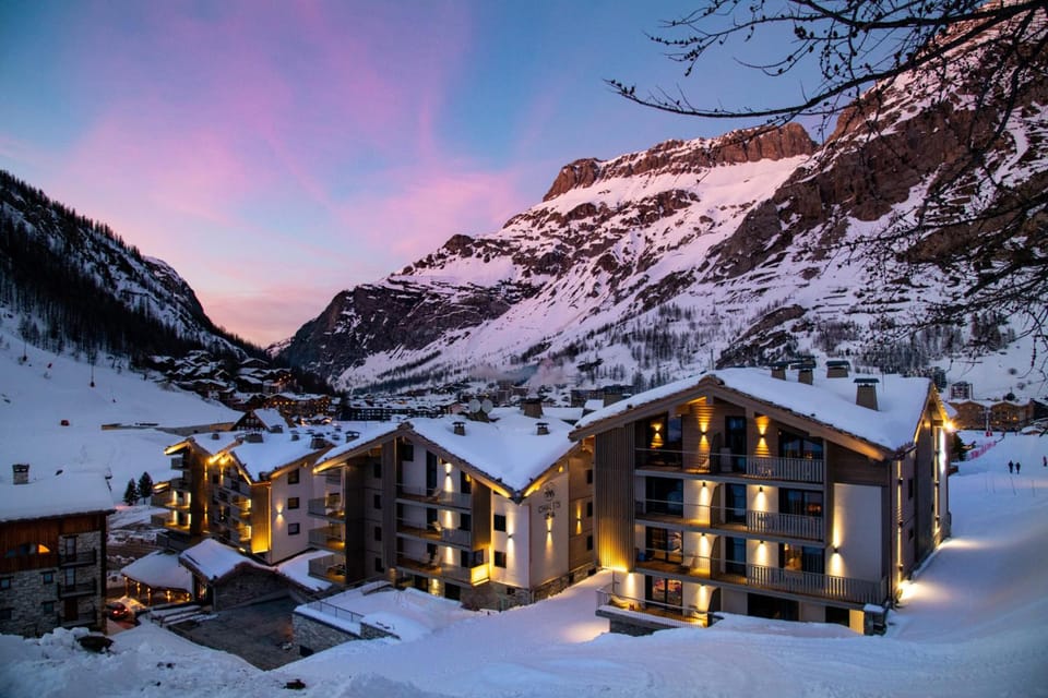 Chalets Izia - Village Montana Hotel in Val dIsere