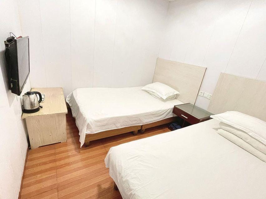 Haihao Hostel (Nanjing Xuanwu Lake Store) Hotel in Nanjing