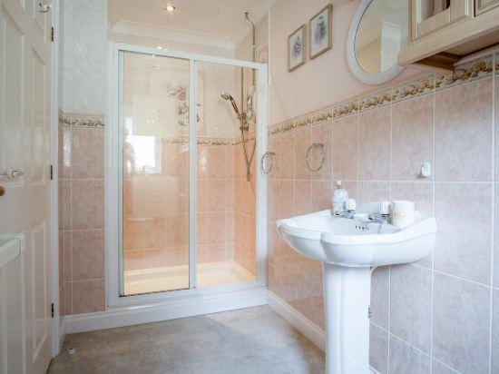 Audreys - 3 Bed Holiday Home - Manorbier Hotel in Wales