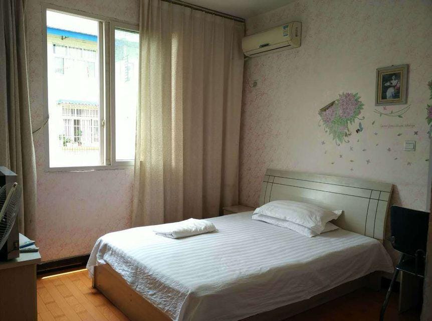 Xianjuge Hostel Hotel in Chengdu