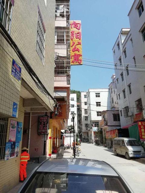 Xiangyang Apartment Hotel in Guangdong