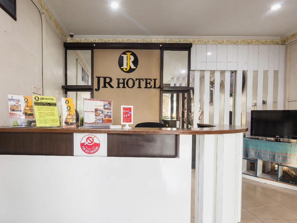 OYO 796 JR Hotel Hotel in Perak