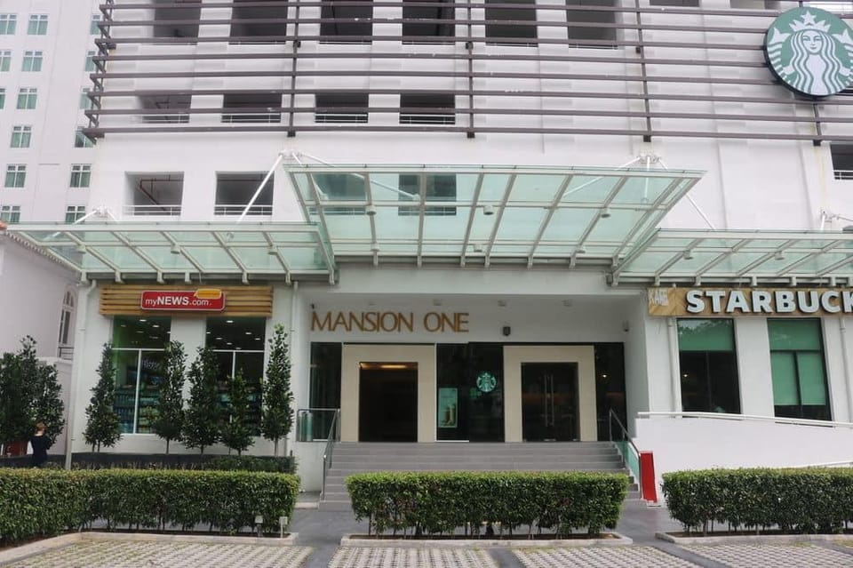 Mansion One Bedroom Suite Hotel in George Town