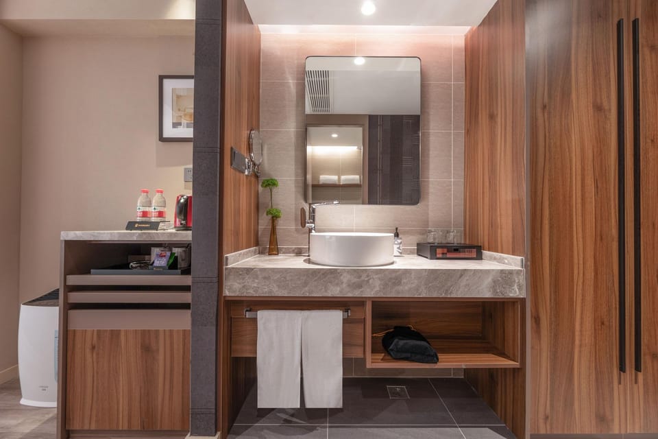 Home Inn Plus Kunshan Municipal Government Hotel in Shanghai