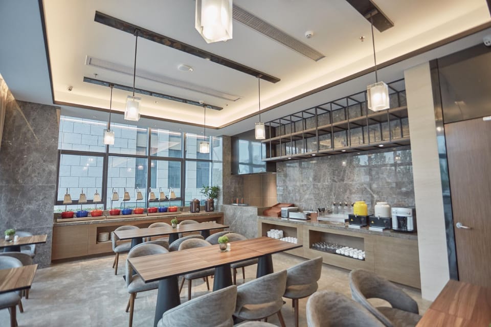 Home Inn Plus Lujiang Neihuan North Road No.5 Middle School Hotel in Jiangsu