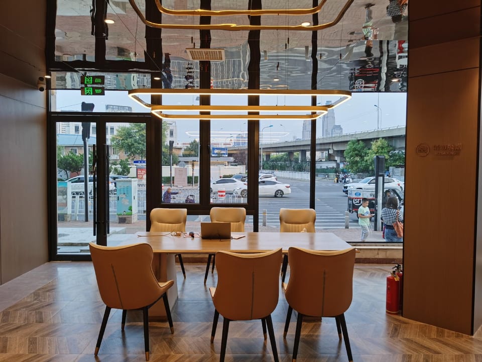 Home Inn Plus Tianjin Railway Station Italian Style Area Jianguodao Metro Station Hotel in Tianjin