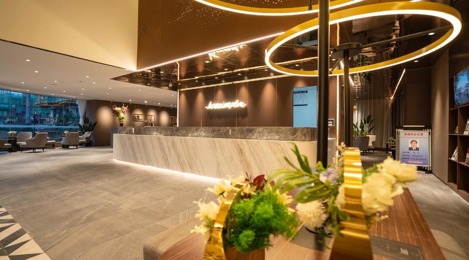 Home Inn Plus Xuancheng Langxi Langchuan Avenue Guomao Plaza Hotel in Zhejiang