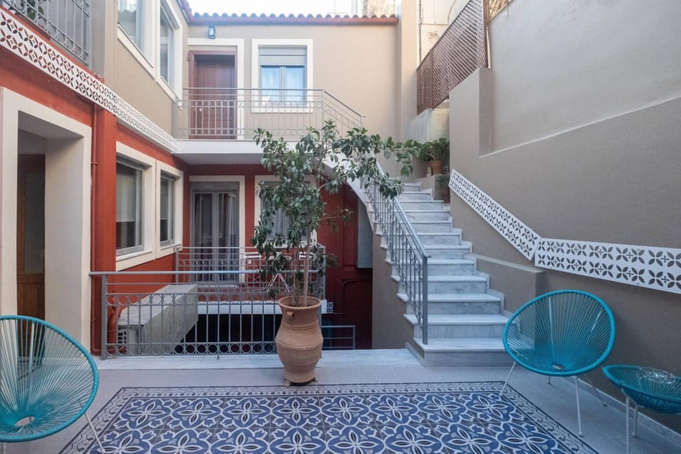ATHENIAN YARD SUITES Hotel in Athens