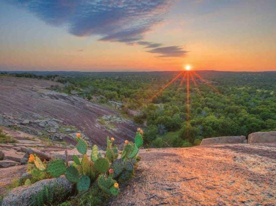 5/2 (two kings), fireplace, hot tub, firepit Hotel in Blanco