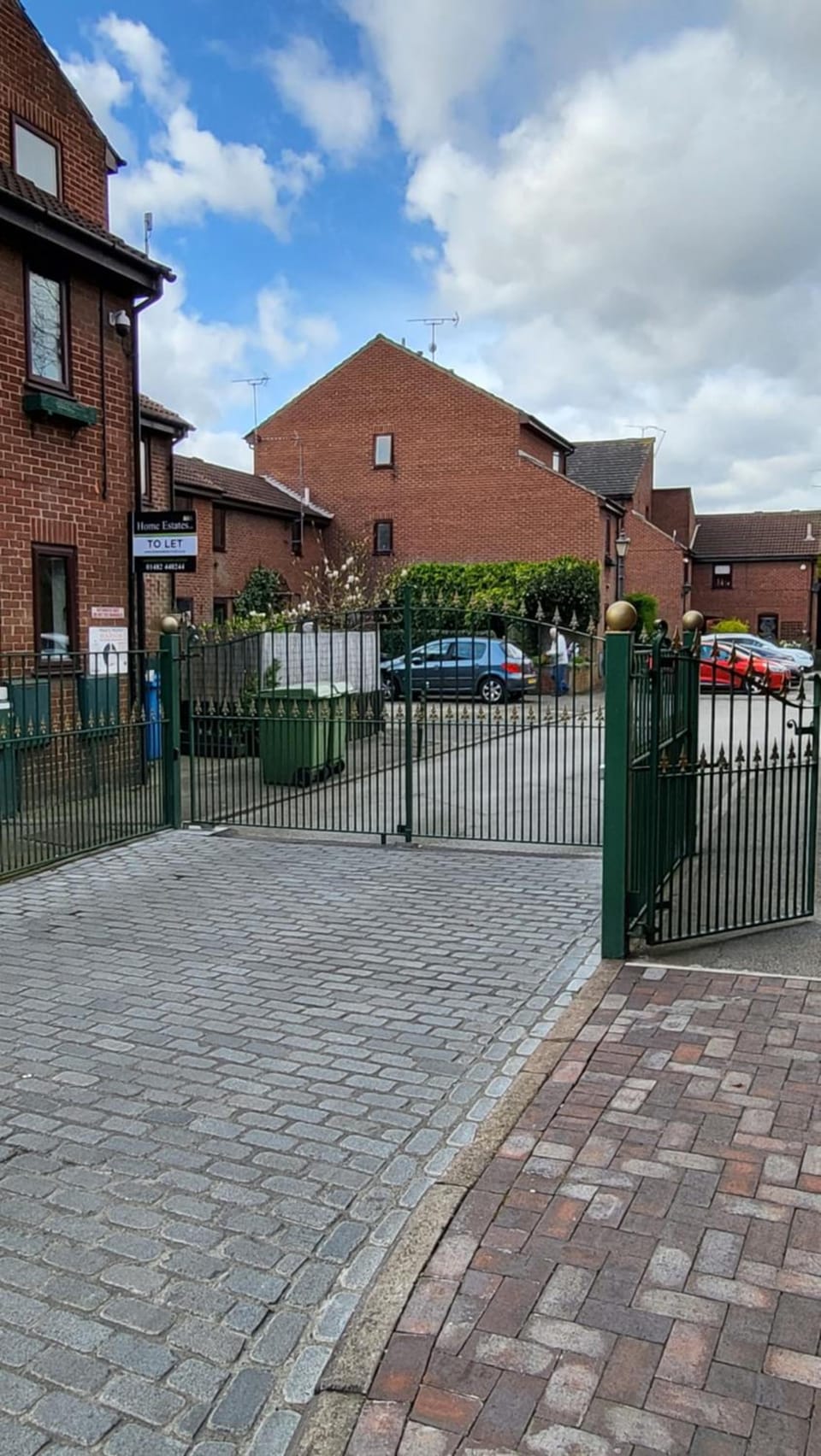1 Bed Old Town City Studio near Theatre Suit Work or Leisure Hotel in Hull